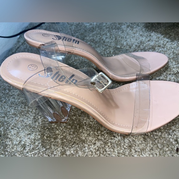 Clear nude sandals shoes - Picture 2 of 2